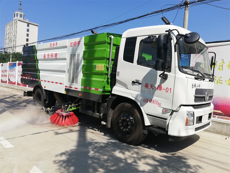 环卫工：与城市同行的美丽人群